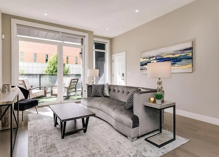 2 Newly Built Luxury With Private Roofdeck Сasa de vacaciones Chicago